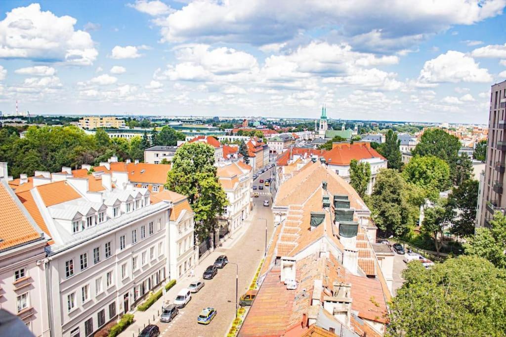 Central Apartment With Balcony And Views, Old Town, Metro Warsaw Exterior photo